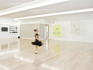 LE CLASS_Dancing school_ 2012, tIPS ARCHITECTS tIPS ARCHITECTS Commercial spaces