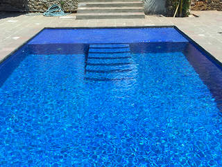 Hermosa Casa Anna, Terra Terra Pool Tiles Blue