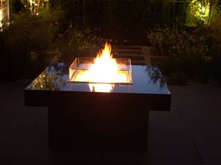 Manhattan Gas Fire Table - France, Rivelin Rivelin モダンな庭