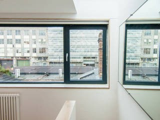 LONDON FIELDS LOFT, Bradley Van Der Straeten Architects Bradley Van Der Straeten Architects Bedroom پلائیووڈ