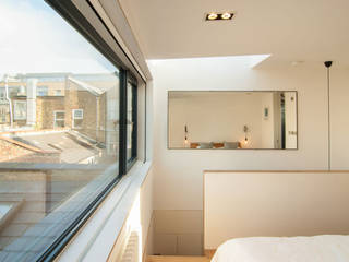 LONDON FIELDS LOFT, Bradley Van Der Straeten Architects Bradley Van Der Straeten Architects Bedroom پلائیووڈ