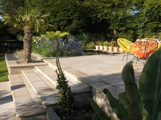 A Nice Garden in Hale, Charlesworth Design Charlesworth Design Jardines de estilo tropical