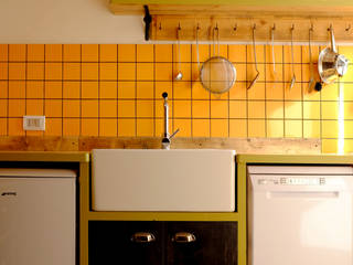 VALERIA'S KITCHEN , Relic Interiors kitchens and furniture Relic Interiors kitchens and furniture Śródziemnomorska kuchnia