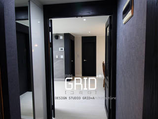 김포시 풍무동 신안아파트 32평 인테리어, Design Studio Grid+A Design Studio Grid+A Modern Corridor, Hallway and Staircase