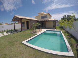 Casa Caravelas, Aroeira Arquitetura Aroeira Arquitetura Tropical style pool Wood Wood effect