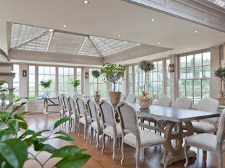 Beautiful Orangery on a Yorkshire hunting lodge, Vale Garden Houses Vale Garden Houses Jardines de invierno de estilo clásico