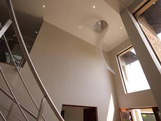 House Swaziland, Principia Design Principia Design Modern corridor, hallway & stairs
