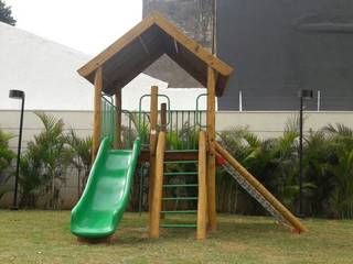 PLaygrounds de eucalipto, Maplay Equipamento para Recreação Maplay Equipamento para Recreação Ruang Komersial Kayu Wood effect