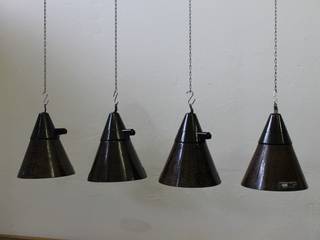 "TAUCHA CAGE" Industrie Fabrik Design Lampe Bakelit Gitter, Lux-Est Lux-Est Commercial spaces Bars & clubs