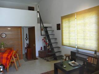 Casa de campo en Villas de Galindo, Alberto M. Saavedra Alberto M. Saavedra Ausgefallener Flur, Diele & Treppenhaus