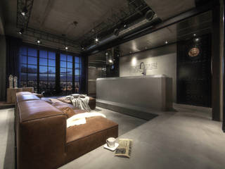 聚場 Stage, 璧川設計有限公司 璧川設計有限公司 Industrial style living room Concrete