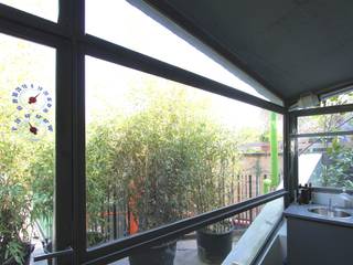 Tiny house refurbishment, ibedi laboratorio di architettura ibedi laboratorio di architettura Modern Kitchen Iron/Steel Grey