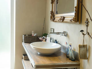 Kundenbad in Merchweiler, BOOR Bäder, Fliesen, Sanitär BOOR Bäder, Fliesen, Sanitär Classic style bathrooms Tiles
