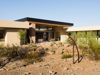 Kendle Design Collaborative | Desert Wash | Paradise Valley, AZ, Chibi Moku Architectural Films Chibi Moku Architectural Films Modern houses Concrete Beige