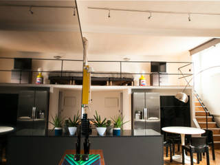 Loft nel cuore di Milano, Easy Relooking Easy Relooking Industrial style kitchen