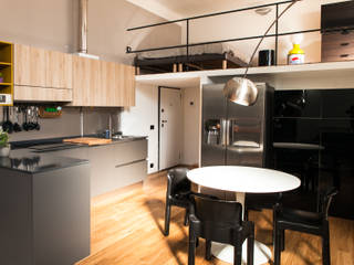 Loft nel cuore di Milano, Easy Relooking Easy Relooking Industrial style kitchen