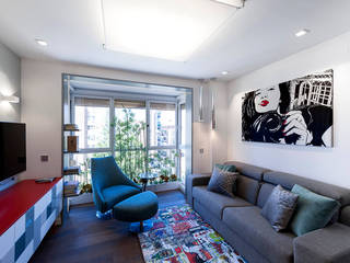 Reforma de apartamento en Madrid., Arkin Arkin Modern Living Room Wood-Plastic Composite Multicolored