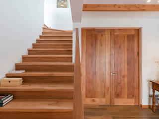 Casa Los Morros, Grupo E Arquitectura y construcción Grupo E Arquitectura y construcción Colonial corridor, hallway & stairs