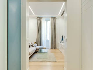 Un'abitazione di una giovane coppia nel cuore di Roma, SERENA ROMANO' ARCHITETTO SERENA ROMANO' ARCHITETTO Modern living room Wood Wood effect