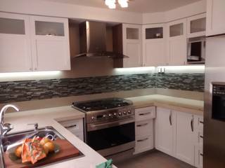 Una cocina para estar en ella, Mtd Mtd Modern kitchen Solid Wood Multicolored