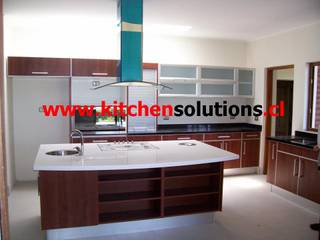 Proyecto de cocinas en Santiago, Kitchen Solutions Kitchen Solutions Cocinas de estilo moderno Cuarzo