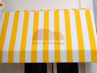 Canopy Kain Sunbrella, Putra Canopy Putra Canopy Balkon, Beranda & Teras Klasik Tekstil Amber/Gold