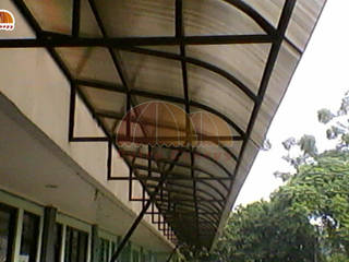 Canopy Polycarbonate, Putra Canopy Putra Canopy Balkon, Beranda & Teras Modern Bahan Sintetis Brown