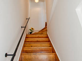 homify Scandinavian corridor, hallway & stairs Wood Wood effect