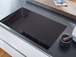 Hobs need not be black: Küppersbusch offers the right hob for every taste – from black and discreet grey to pure white, Küppersbusch Hausgeräte GmbH Küppersbusch Hausgeräte GmbH CocinaElectrónica