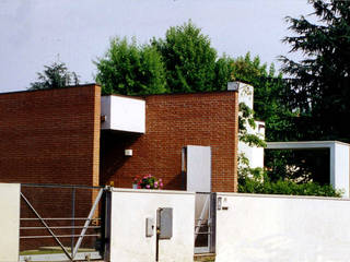 casa Donghi a Cesano Maderno (1993-94), sergio fumagalli architetto sergio fumagalli architetto Modern houses