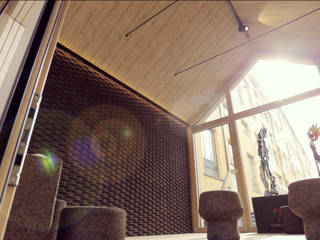 Microarch Smarthome | #fuorisalone Milano, MODOM srl MODOM srl Pareti & Pavimenti in stile scandinavo Legno Marrone