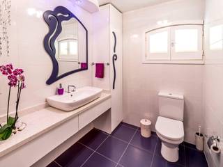 D-i ü evi / Gazimağusa- KIBRIS, Şölen Üstüner İç mimarlık Şölen Üstüner İç mimarlık Modern Bathroom Purple/Violet