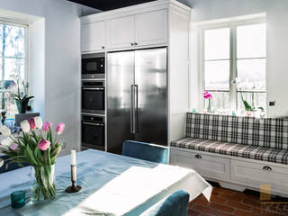 Kuchnia biała - realizacja Szwecja, PPHU BOBSTYL PPHU BOBSTYL Scandinavian style kitchen MDF White