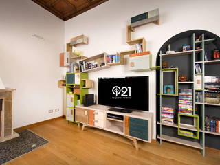 Soggiorno Tessuto Verde e legno di recupero con Nicchia, Laquercia21 Laquercia21 Living room Wood
