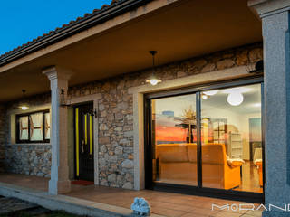 CHALET LUGAR DE CHAS - COIROS MORANDO INMOBILIARIA Casas de estilo rústico