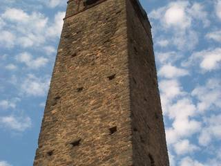 S. Colombano Church, Studio Associato di architettura MBiM Studio Associato di architettura MBiM カントリーな 家