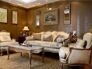 MONTPELLIER Classic Contemporary French Reproduction Beige Brown Sofa Couch Set, REGAL SOFAS AND INTERIORS REGAL SOFAS AND INTERIORS غرفة المعيشة