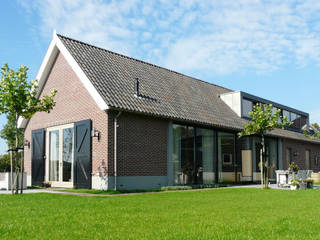 Woning Harmelen, Architectenbureau van den Hoeven b.v. Architectenbureau van den Hoeven b.v. カントリーな 家