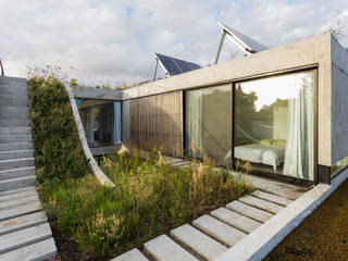 Casa MeMo - VIVIENDA UNIFAMILIAR ICONO DE LA SUSTENTABILIDAD , BAM! arquitectura BAM! arquitectura Modern balcony, veranda & terrace Concrete