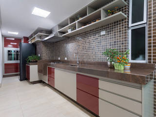 Cozinhas, áreas de lazer e piscinas, JANAINA NAVES - Design & Arquitetura JANAINA NAVES - Design & Arquitetura オリジナルデザインの キッチン