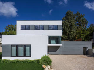 Exklusives Architektenhaus in herrlicher Aussichtslage, KitzlingerHaus GmbH & Co. KG KitzlingerHaus GmbH & Co. KG 모던스타일 주택 엔지니어드 우드 투명