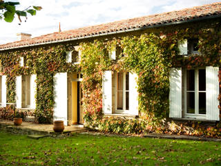 Rénovation d'une ferme charentaise, Plus Architectes Plus Architectes Maisons rustiques