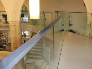 Glass Balustrade at St Marys Church , Ion Glass Ion Glass مساحات تجارية زجاج