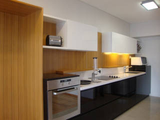 COCINA A NUEVO EN CABALLITO, ARQUITECTA MORIELLO ARQUITECTA MORIELLO Minimalistische keukens