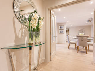 Sandbanks Show apartment, SMB Interior Design Ltd SMB Interior Design Ltd 모던스타일 복도, 현관 & 계단