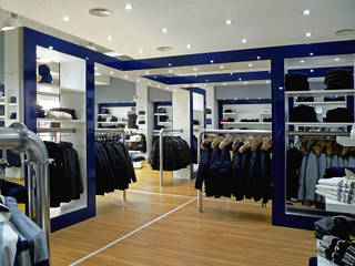 retail Outlet, Studio Ad.G.G. Studio Ad.G.G. Espacios comerciales