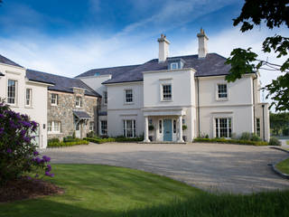 Mixing the Old and New: Irish Manor House , Thompson Clarke Thompson Clarke Case classiche