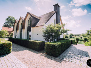 Landelijke villatuin met natuurlijke vijver, Buro Buitenom exterieurontwerpers Buro Buitenom exterieurontwerpers Jardin rural