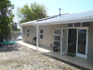 Prefab Home Project , Readykit Cape (Pty) Ltd Readykit Cape (Pty) Ltd Modern home