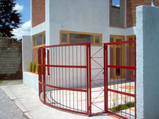 Casa Tejocote, Urbe. Taller de Arquitectura y Construcción Urbe. Taller de Arquitectura y Construcción Дома в стиле минимализм